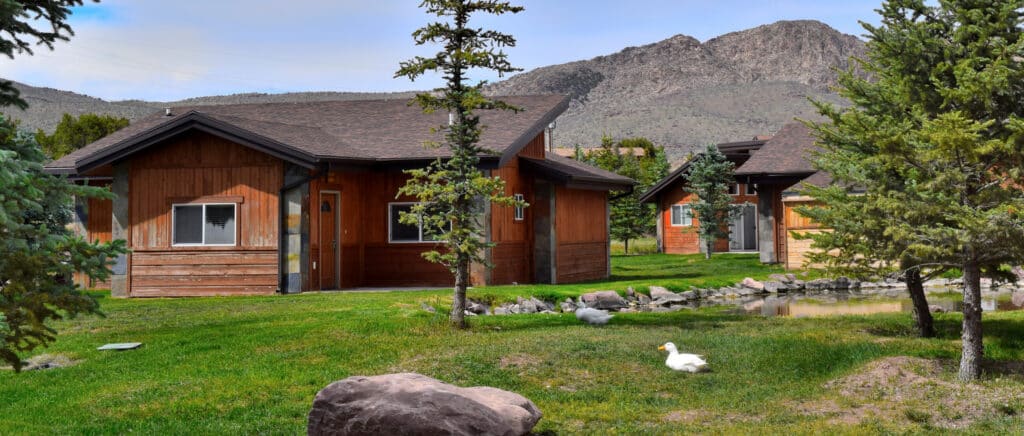 Wild Bunch Hideouts: Group Cabins for 8 to 14