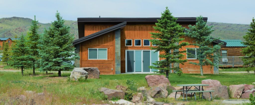 Wild Bunch Hideouts: Group Cabins for 8 to 14