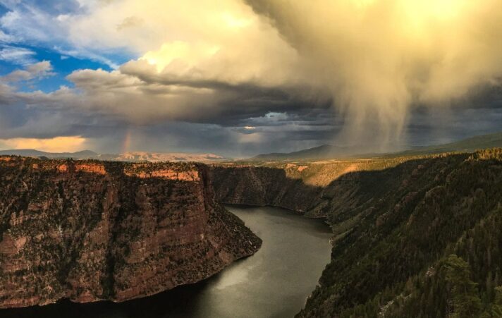 canyon rim trail